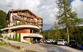 Bike & Ski Hotel Diana Karersee